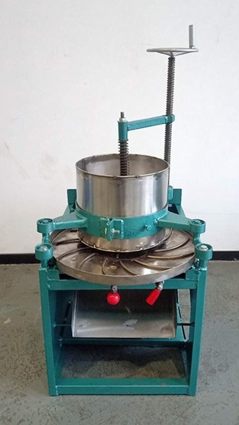 茶行业新利器:茶叶杀青机引领生产变革